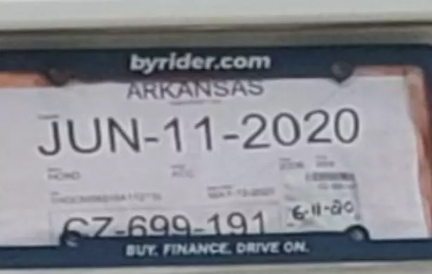 Modelo de ejemplo de placas temporales en Arkansas